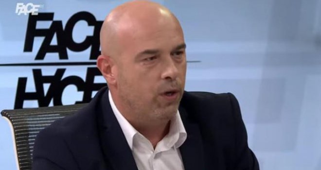 'Ništa vam se nećete desiti ako dođete u šoping u SCC, ali...  Možda odem u politiku ili medije, a možda i na Maldive da se slikam'