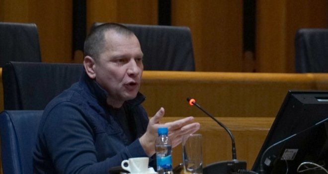 Miletić: 'Tražit ću raspuštanje Doma naroda ukoliko se nastavi blokiranje, prijavit ću Špirića za zloupotrebu položaja'