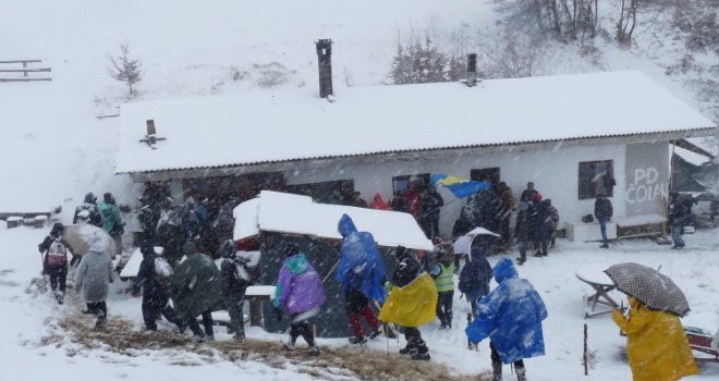 U planinarskom domu tuča završila kobno: Nožem nasmrt izbo amidžu Redžiba Kolića