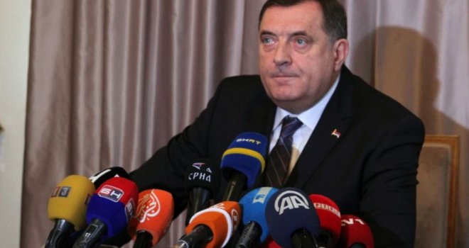 Dodik: 'Republika Srpska ne želi novog visokog predstavnika! Christian Schmidt nije prihvatljiv...'