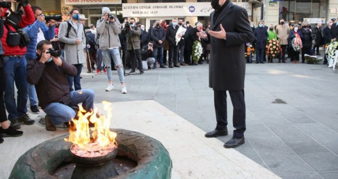  Izetbegović: Normalne stvari će da prevladaju... Džaferović: Trebamo se okrenuti društvenim i ekonomskim reformama...