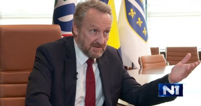 Izetbegović komentirao odlazak 13 anesteziologa: 'Znate, ja živim sa direktoricom KCUS-a, nije problem u Sebiji...'