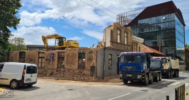 Srušen hotel 'Gaj' na Skenderiji, niče nova zgrada: Gradi je firma čiji je suvlasnik visoki bh. funkcioner, a ovako će izgledati...