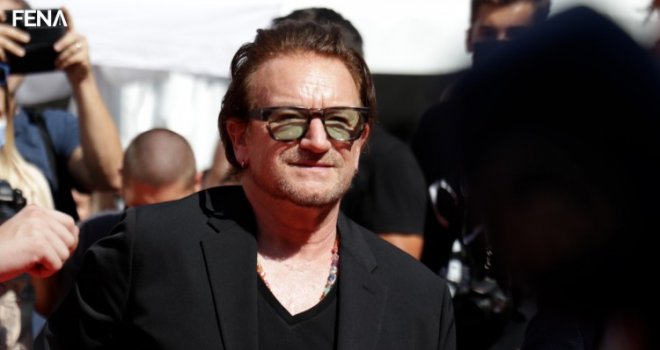 Bono Vox i ekipa stigli u Sarajevo, večeras među zvanicama na crvenom tepihu 29. SFF-a