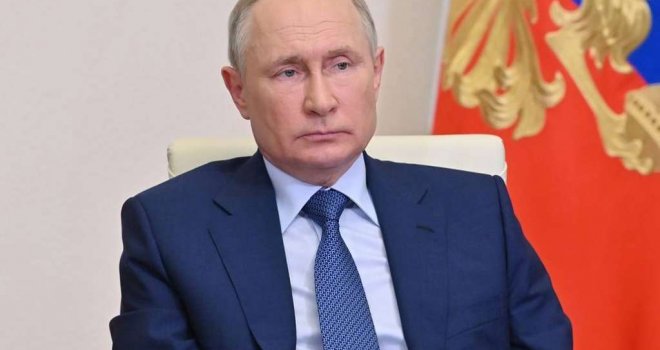 Putin ocijenio: Zapadne zemlje postigle su autogol sankcijama protiv Rusije. Ekonomije im propadaju