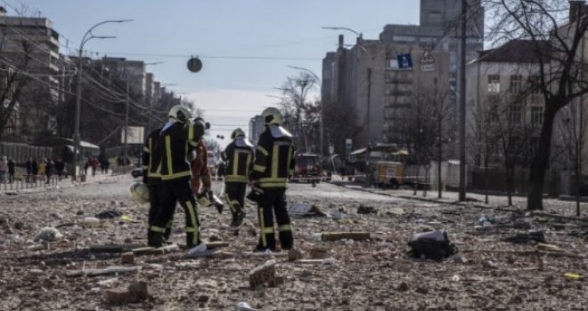 Rusi izdali upozorenje da će početi granatirati Kijev