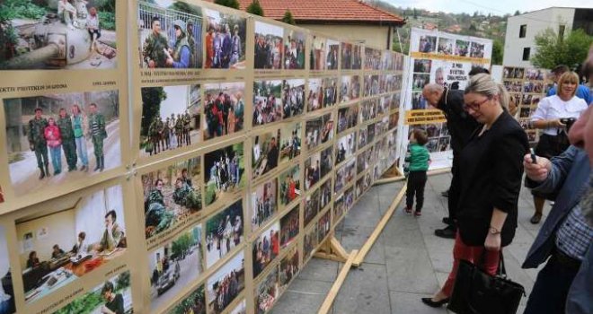 Izložba Ahmeta Bajrića-Blicka posvećena medijskim radnicima: Dio arhive iz proteklih 30 godina