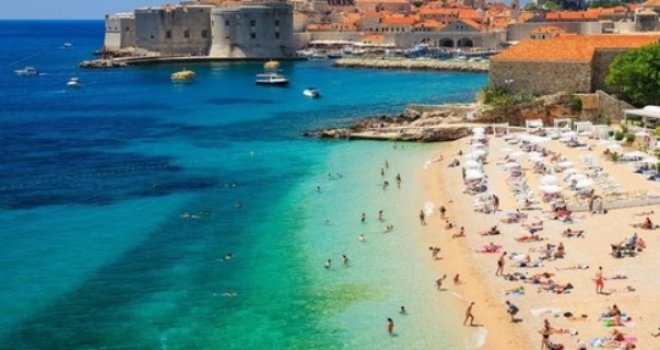 Dubrovnik uvodi nova pravila za turiste: Velike kazne za one koji ih ne poštuju