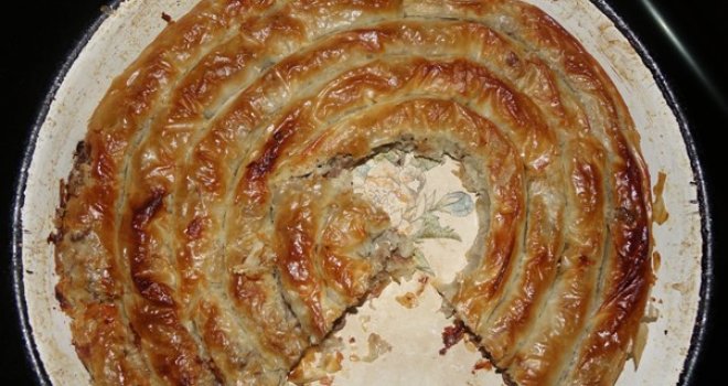 Podivljale cijene u Hrvatskoj nakon ukidanja kune: Burek skočio na 2 eura, kafa isto, kebab čak 5 eura...