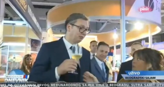 Vučić šikanirao savjetnicu i otimao joj vino: Popio sam 100 čaša...