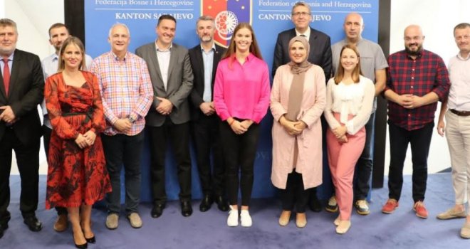 Vlada KS ugostila Lanu Pudar i njenog trenera: Evo šta su im obećali...