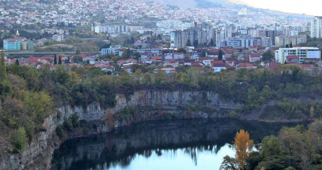 Krije li jezero kod Mostara masovnu grobnicu: Ronioci došli do dubine od 17 metara, još ništa nisu našli