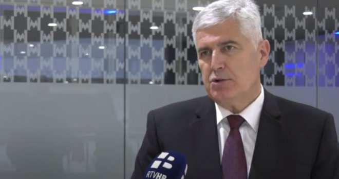 Čović: O DF-u se više nema šta pričati...Ide se u pravcu koaliranja s 'osmorkom', s tim partnerima završit ćemo do Božića...