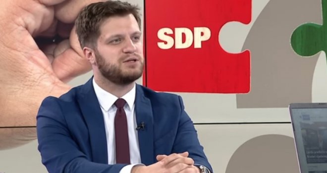 Nakon kritika partijskih kolega, oglasio se i Irfan Čengić: 'Na svinju možeš staviti krila, ali...'