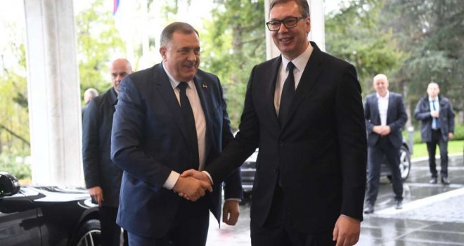 Dodik: Ozbiljno razmišljamo da donesemo odluku o odcjepljenju RS; Vučić: Podržavamo dogovor sva tri naroda