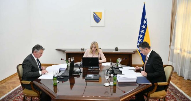 Predsjedništvo BiH usvojilo prijedlog zaključaka povodom napada organa entiteta RS na ustavni poredak BiH