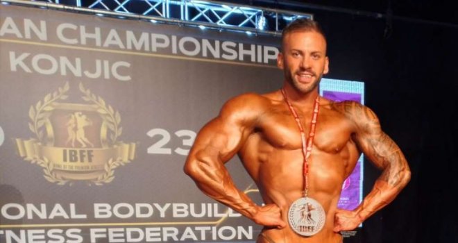 Mladi Srbijanac najbolji u Konjicu: Ivan Marinković pobjednik Balkanskog prvenstva u bodybuildingu i fitnesu