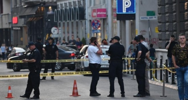 Šta o jučerašnjem okršaju u centru Sarajeva kaže policija: Nisu se tukli samo Miladin i Keketović, već...