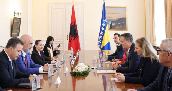 Bećirović upoznao Ramu sa ugrožavanjem ustavnog poretka u BiH, a Krišto naglasila važnost regionalne saradnje