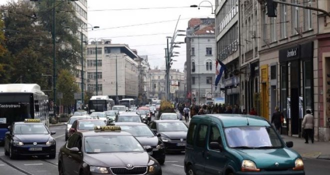 Saobraćaj u Sarajevu će do 13 sati biti potpuno obustavljen u nekoliko ulica