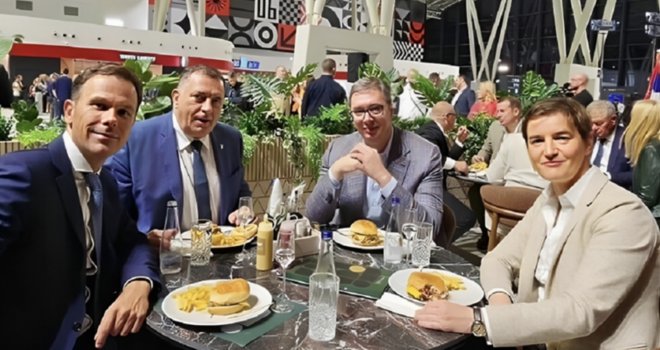 Vučić na hamburgeru s Dodikom: 'Informisao me o posljednjem pritisku zapadnih sila'