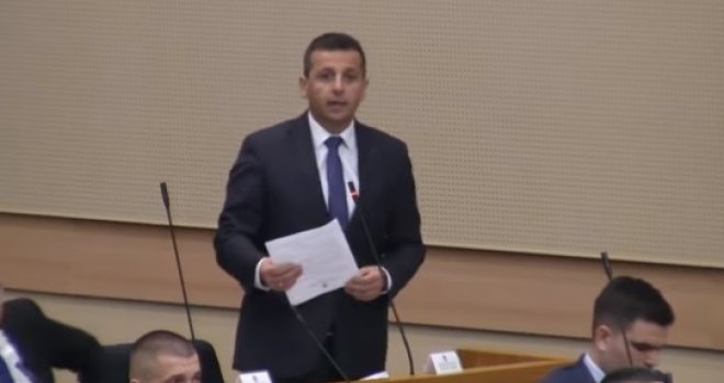 Vukanović pozvao Stevandića da podnese ostavku na mjesto predsjednika NSRS