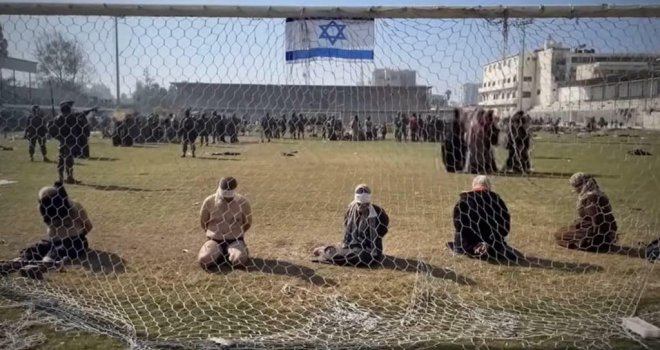 Izraelski vojnici zarobili Palestince na stadionu, skinuli ih i ponižavali: Među njima je bilo žena i djece