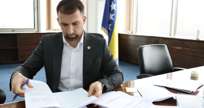 Ministar Delić najavio izmjene Zakona o materijalnoj podršci porodicama s djecom u FBiH