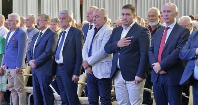 Kad je jastreb SDA Haris Zahiragić bio najracionalniji, čak umjeren! Konvencija i šovinističke poruke...