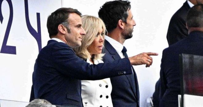 Tvrdile su da je Brigitte Macron bila muškarac po imenu Jean-Michel, sada joj moraju isplatiti debelu odštetu