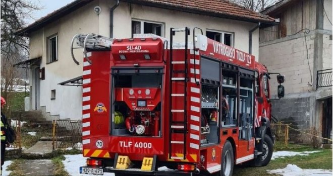 Užas u Tuzli: Poginula starija žena u požaru, razlozi izbijanja vatre se još traže