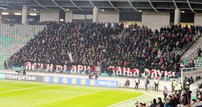 Iako im je zabranjen ulazak na stadion: Navijači Borca stigli u Beč, Austrijanci ih napali