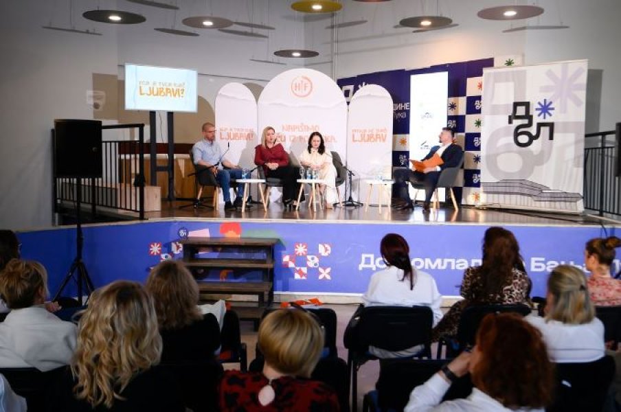 panel-napisimo-pricu-iz-pocetka2