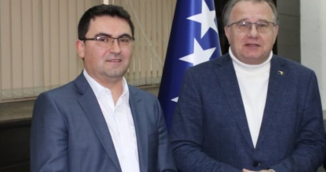 Spas u zadnji čas: Hvala premijeru Nikšiću za ovaj državnički i patriotski potez - i spašavanje naše proizvodnje!