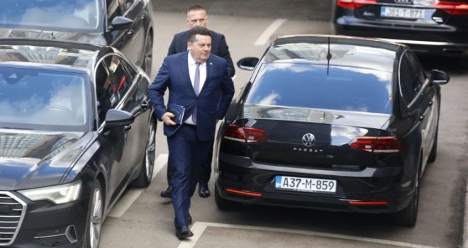Završeno ročište u Sudu BiH: Stevandić i Višković nisu više bjegunci, ukinut im je pritvor