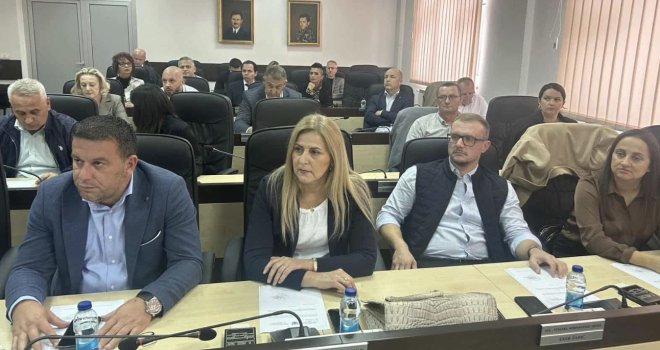 Izabrana Vlada USK: SDA ide u opoziciju, Ružnić je novi premijer, raskol u NiP-u