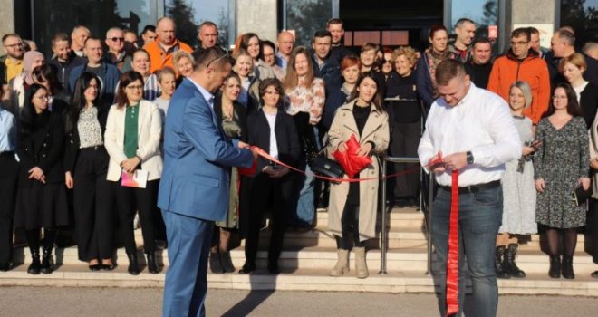 Zenička željezara od danas zvanično posluje pod novim imenom i vlasničkom strukturom