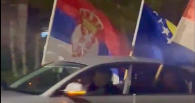 Jedan auto, tri zastave: Snimak svatova u Mostaru oduševio region