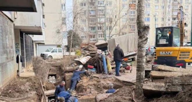 Zbog pucanja cijevi, 618 stanova u Sarajevu ostalo bez grijanja