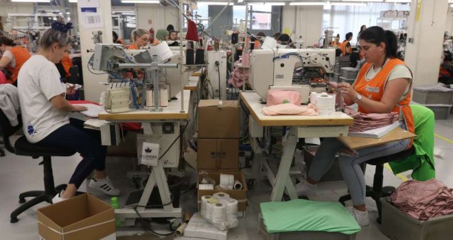 Prodavci, vozači, krojači, konobari, kuhari…: Koja zanimanja će biti najtraženija u 2026. godini?