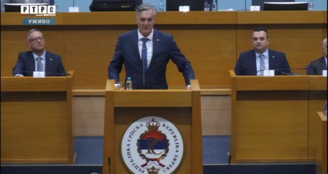 Zvanično preuzeo funkciju predsjednika RS: Siniša Karan položio zakletvu