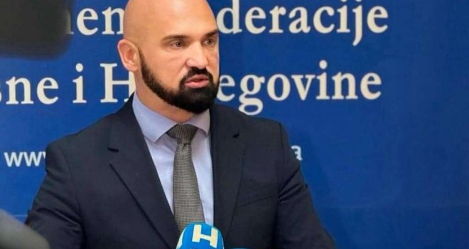 Budimir tvrdi: 'Skoro nijedan teroristički napad u Evropi nije bez tzv. 'bosanske veze'! Stigao mu odgovor Rame Isaka 