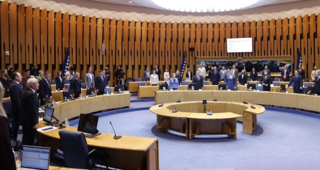 Počela hitna sjednica Doma naroda PSBiH: Na dnevnom redu izmjene Zakona o plaćama