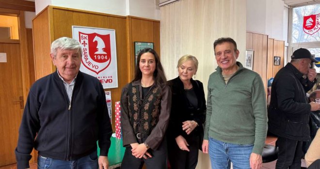 Suad Kurtćehajić pobjednik Trećeg memorijalnog šahovskog turnira 'Akademik Abdulah Sidran'