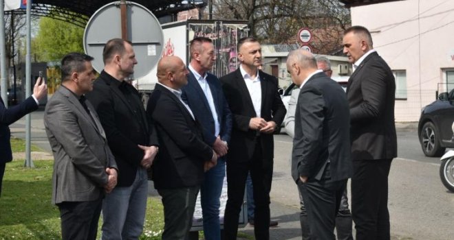 Minić ljut: 'Neshvatljivo da niko iz FBiH nije došao na sastanak sa prevoznicima'