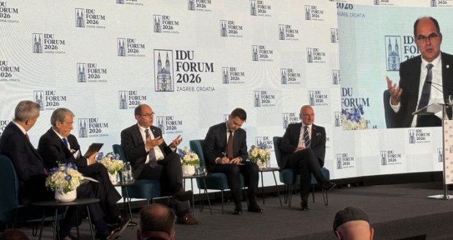 Schmidt: 'BiH treba iskoristiti promjenjive okolnosti u Evropi da bi unaprijedila svoj evropski put'