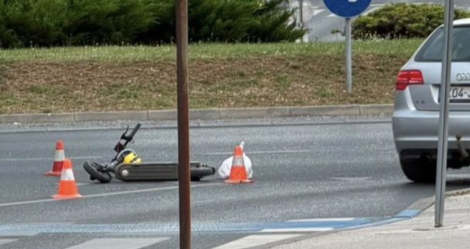 U sudaru s automobilom povrijeđena osoba na romobilu, prevezena je u bolnicu
