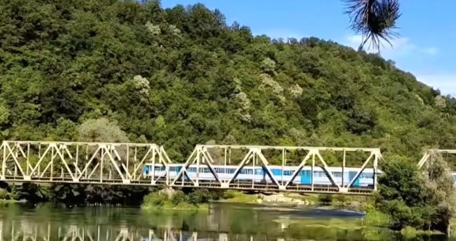 Krajina ovo čeka 13 godina: Vozovi ponovo kreću između Bihaća i Bosanske Otoke, objavljeni termini i cijene karata