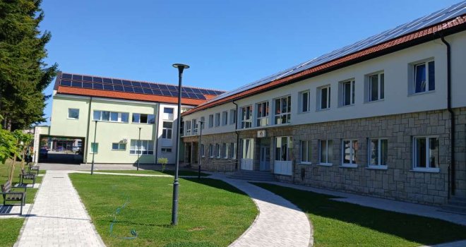Doktorica koja je veličala Ratka Mladića ekspresno dobila otkaz u Domu zdravlja Tomislavgrad: Evo šta je tačno napisala